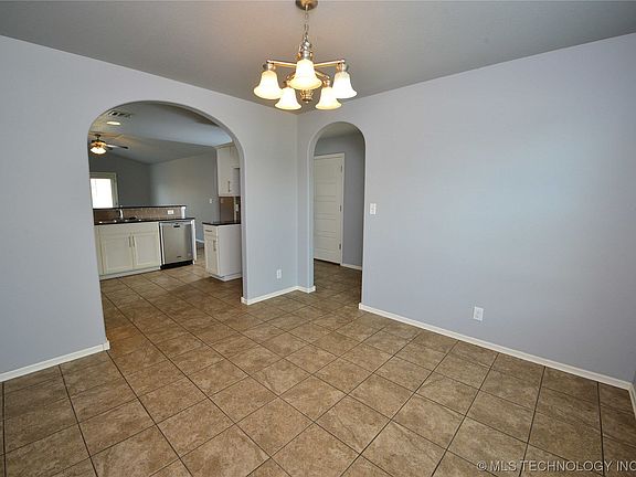 5th image of 4013 W 104th Pl S