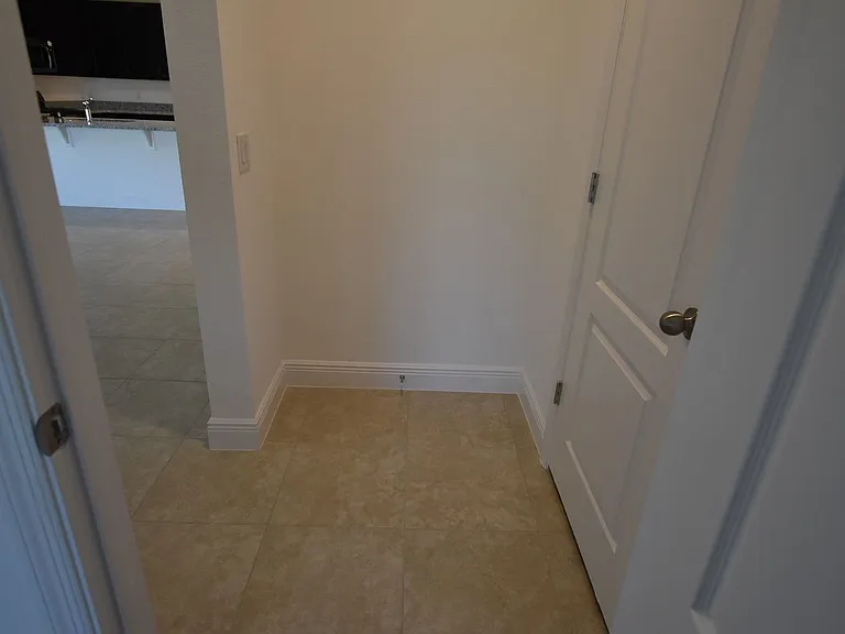 1197 Cavender Creek Rd — Photo 2