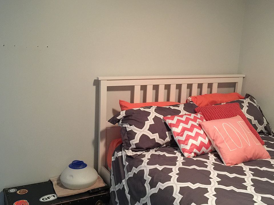 1st image of 5411 N Winthrop Ave Unit 315
