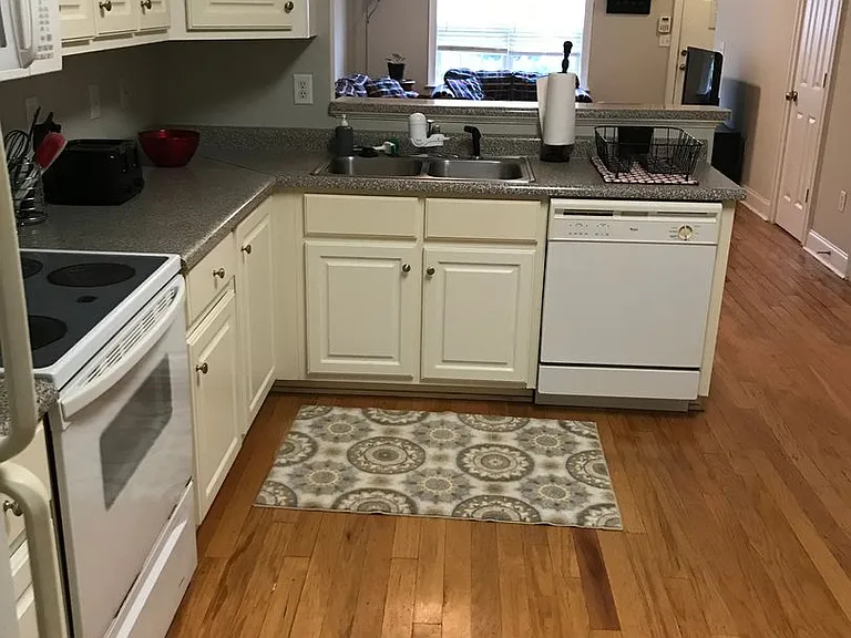 460 Barnett Shoals Rd #B3 — Photo 10