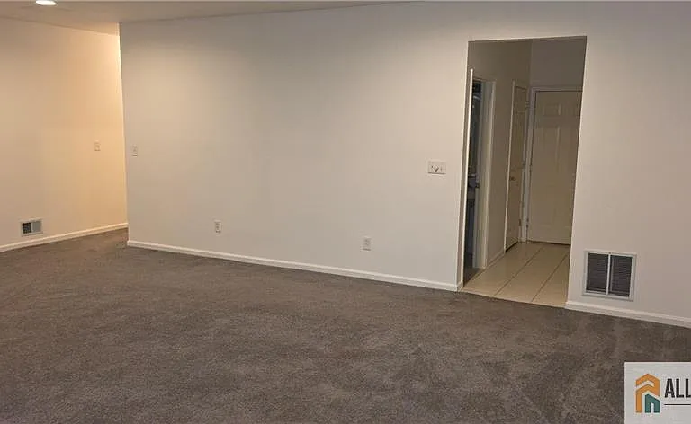 72 George Russell Way — Photo 20