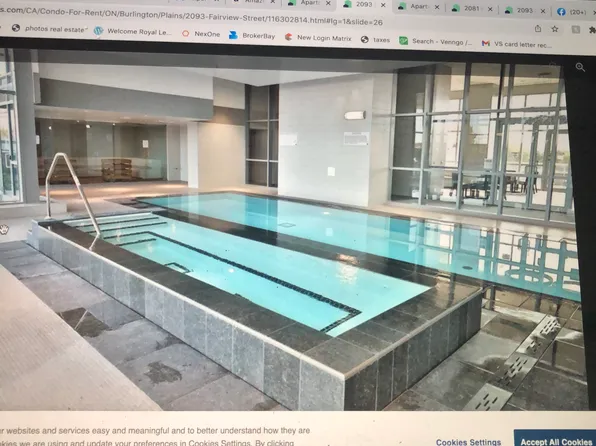 2087 Fairview St, Burlington, ON