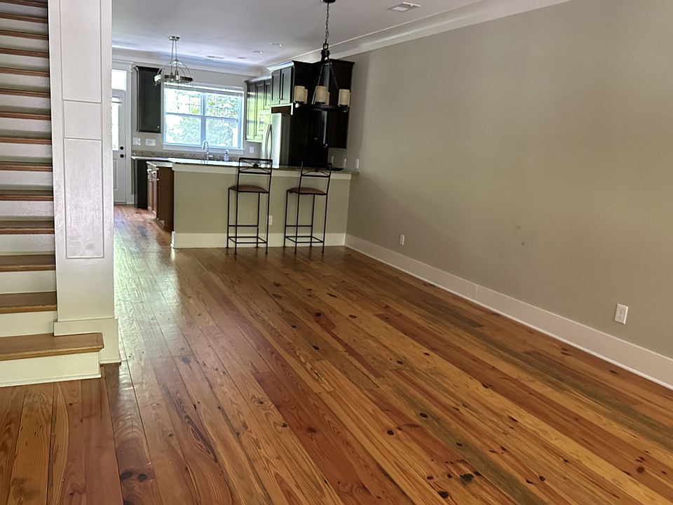 Main Level, Living/Dining Area