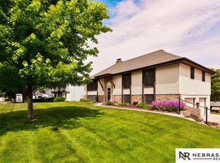 12416 Crawford Rd, Omaha, NE 68144