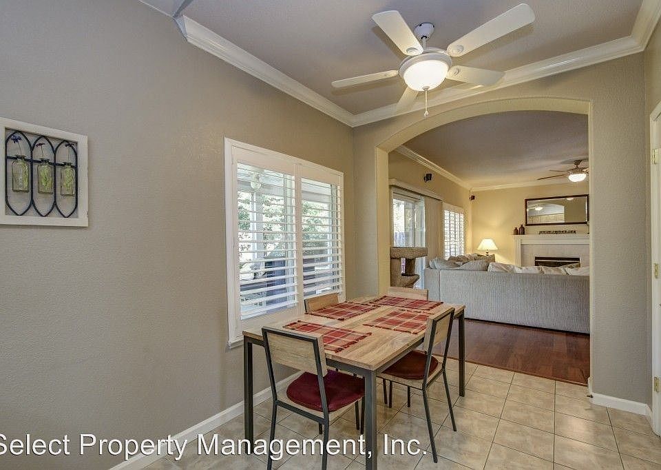 1st image of 1965 Bradley Estates Dr
