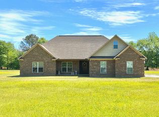 166 Fox Farm Rd, Tupelo, MS 38801