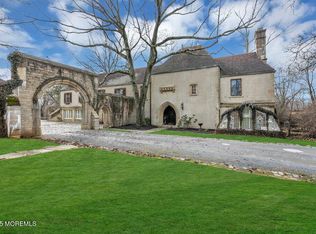 310 Cooper Rd #C, Red Bank, NJ 07701