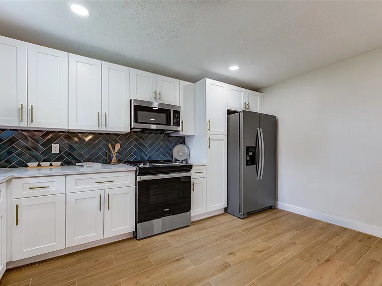 3538 Truxton Dr — Photo 18