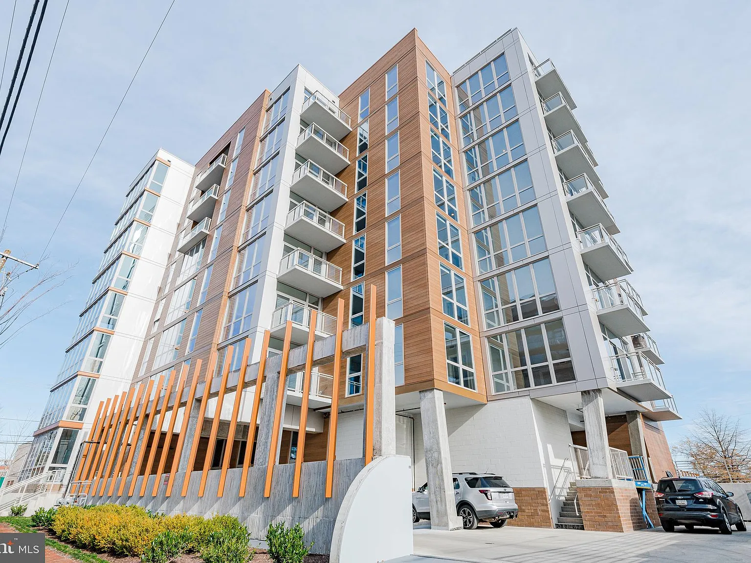 1 bed, 1.5 bath, 700 sqft, $2,700 — Photo 2