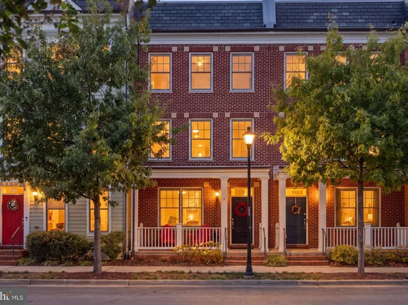 912 N Alfred St, Alexandria, VA 22314