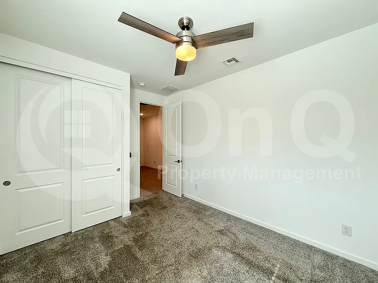 17679 W Pinnacle Vista Dr — Photo 9