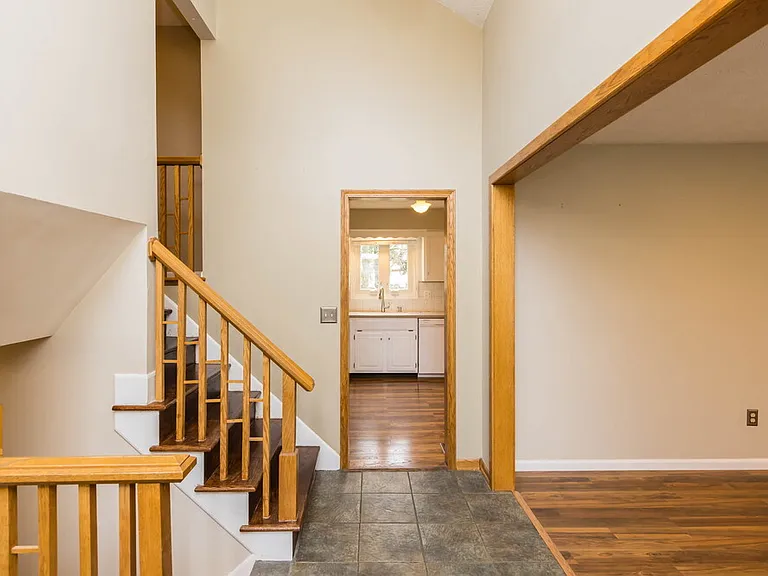 5334 Tara Hill Dr — Photo 17