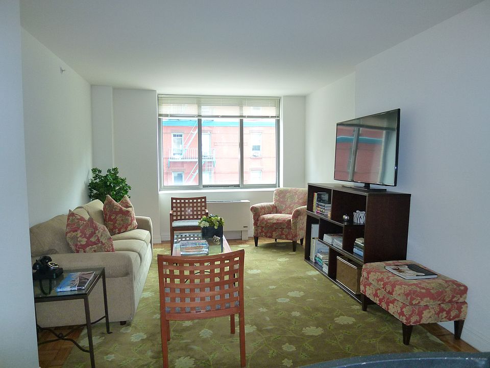 1st image of 1500 Lexington Ave APT 5B