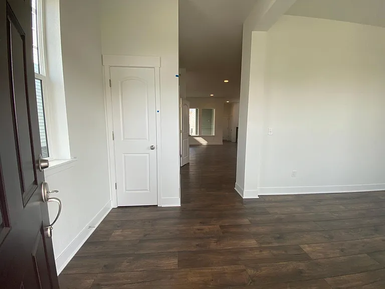 21221 E 60th Ave — Photo 12