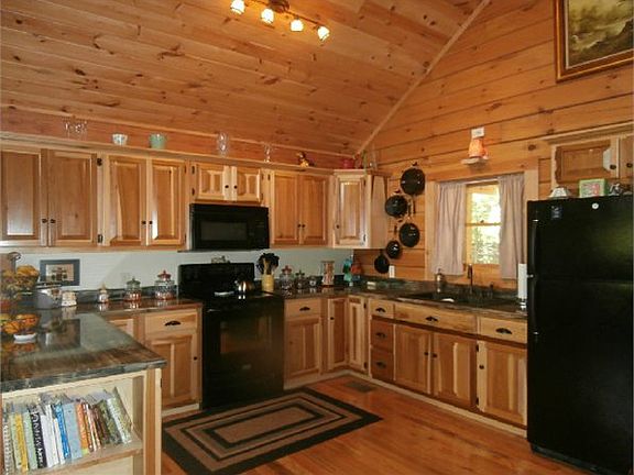 4th image of 304 Holleman Bend Ln