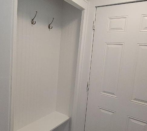 2nd image of 6008 Henderson Ave