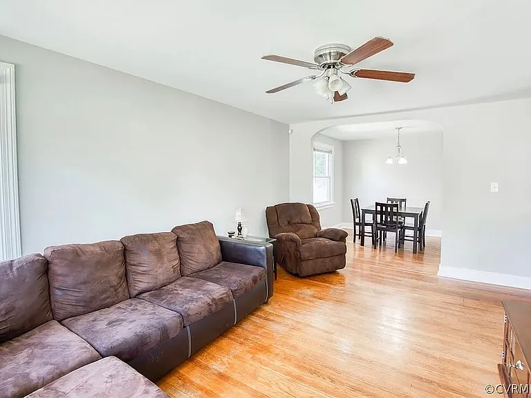 6903 Princess Rd — Photo 5