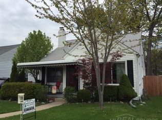 21723 Gaukler St, Saint Clair Shores, MI 48080
