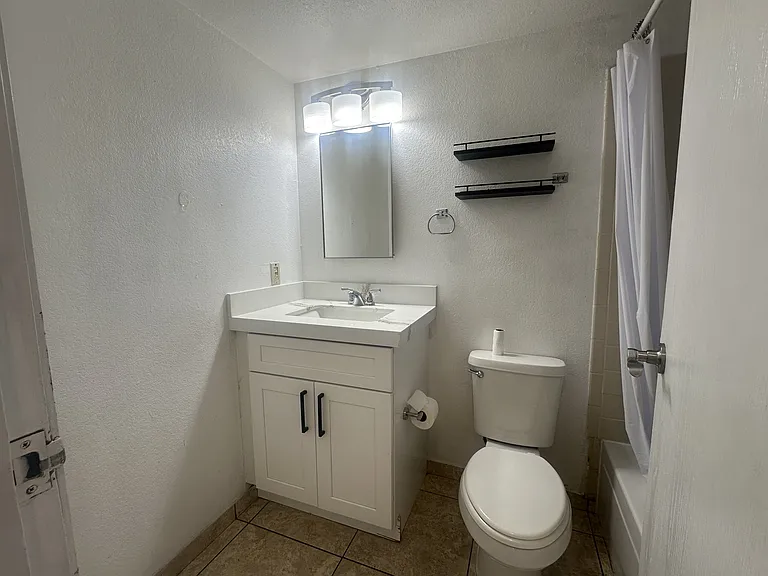 4707 Cessna Ave N — Photo 8