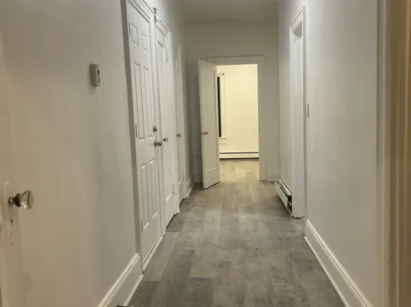 (undisclosed Address), Mineola, NY 11501