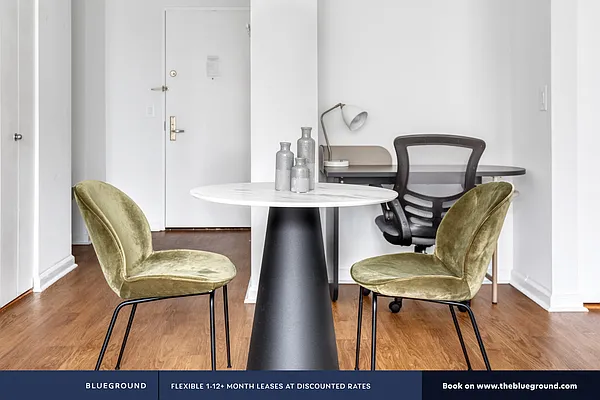 Rented by The Blueground | media 84