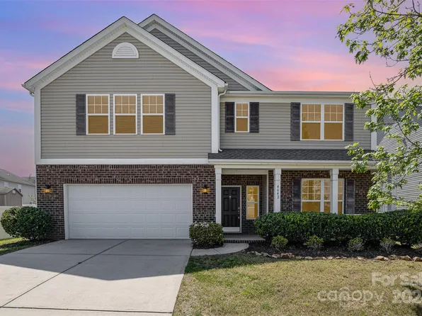 4642 Dunberry Pl SW, Concord, NC 28027