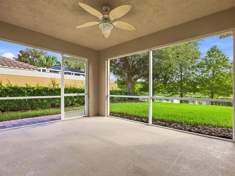 11972 Kajetan Ln — Photo 34