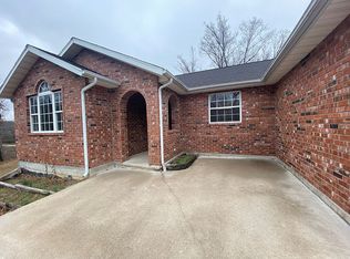 6487 Hunter Ln, Joplin, MO 64804