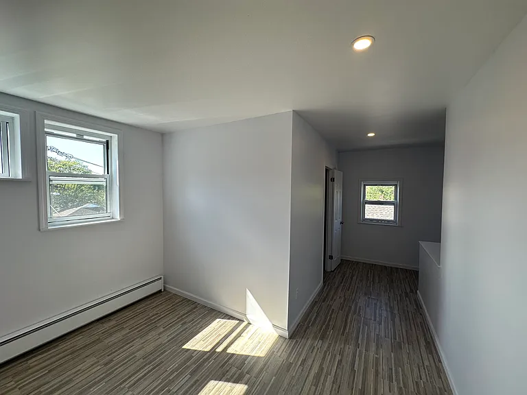 7 Hill St #2 — Photo 12
