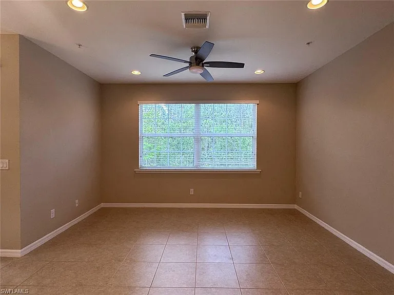 23520 Alamanda Dr #203 — Photo 6