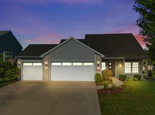 15623 Cromwillow Ct, Huntertown, IN 46748