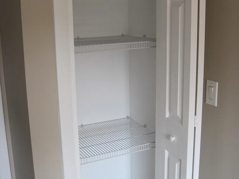 Small Bedroom Closet