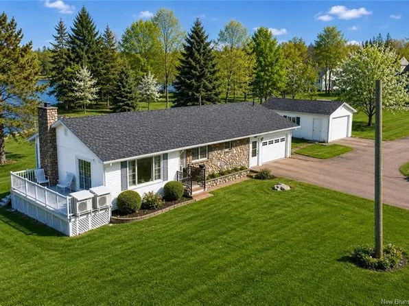 80 Centennial Ave W, Rexton, NB E4W 1Y2