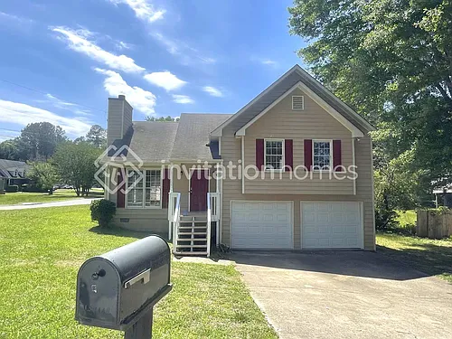 4861 Willow St Photo 1