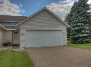 2773 Ridgeview Dr, Red Wing, MN 55066