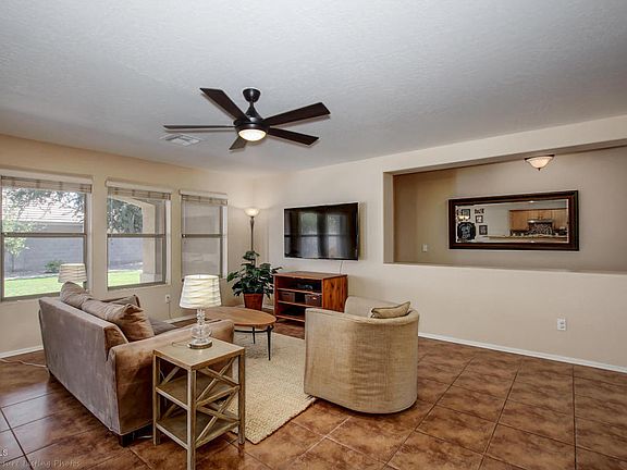2nd image of 2433 E Winged Foot Dr