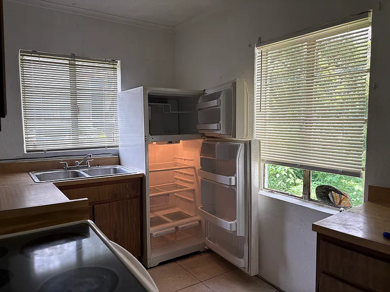 2703 W Sidney Ave — Photo 19