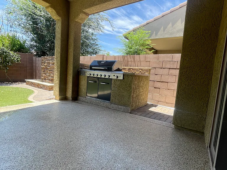 4425 E Muriel Dr — Photo 40