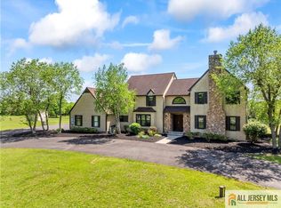 6 Miller Farm Rd, Somerset, NJ 08873