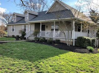 1152 Stirling Dr, Danville, KY 40422