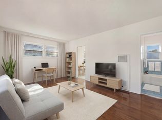 1126 Chelsea Ave #B, Santa Monica, CA 90403