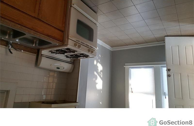 2nd image of 7759 S Essex Ave APT 2