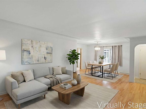 4th image of 734 N Monroe St