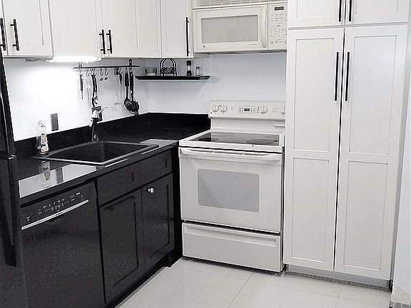 2nd image of 3800 Powell Ln APT 717