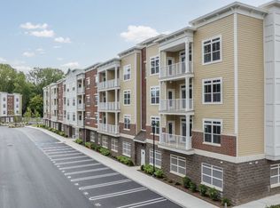 2 Soldier Hill Rd #1B-1BA-756SQFT, Paramus, NJ 07652