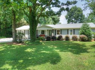 7992 Barkley Rd, Sherrills Ford, NC 28673