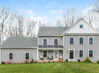 479 Green Hill Rd, Madison, CT 06443