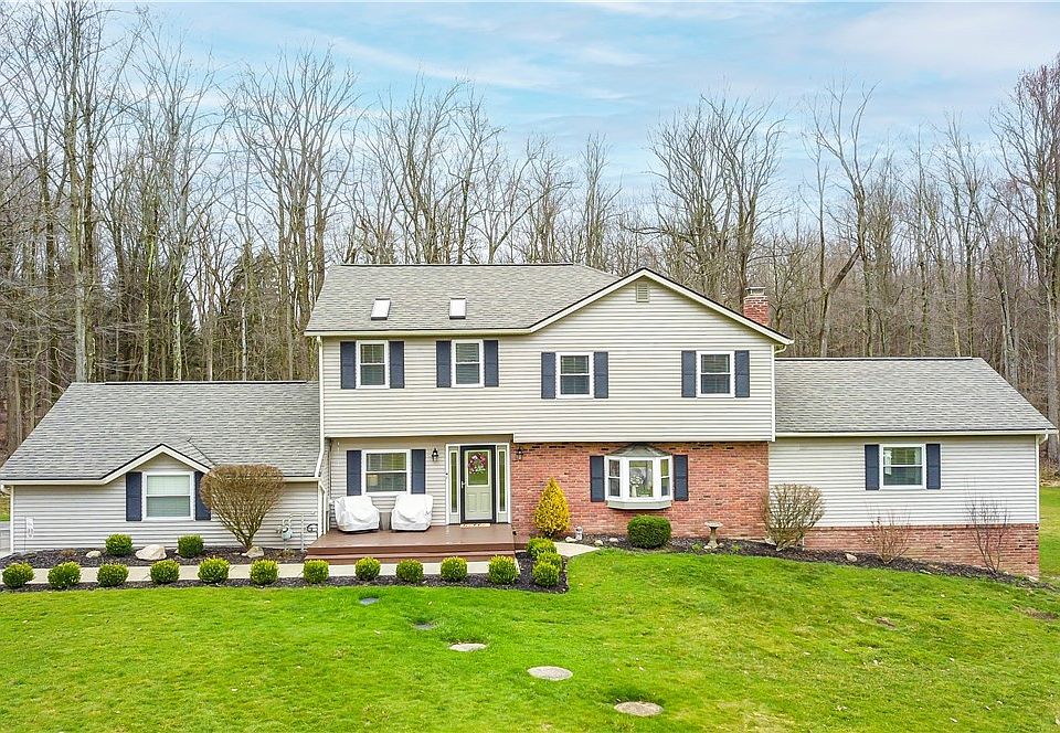 1st image of 17060 Curry Ln