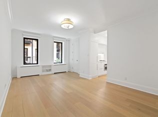 220 W 24th St #2201G, New York, NY 10011