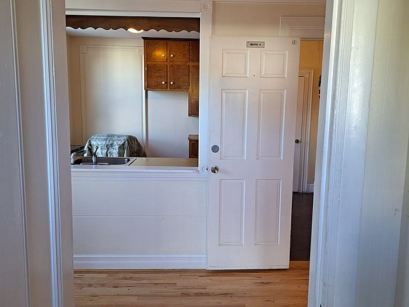 3rd image of 261 Main St #1